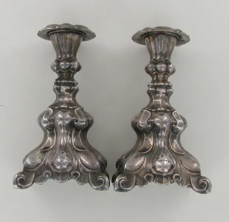 Kynttilänjalat, korkeus 180mm, 813br, paino 736,4g