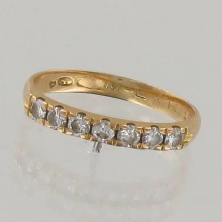 Timanttisormus 7xn.0.04ct, kaiverrettu, koko 15½, 585, paino 1,4g