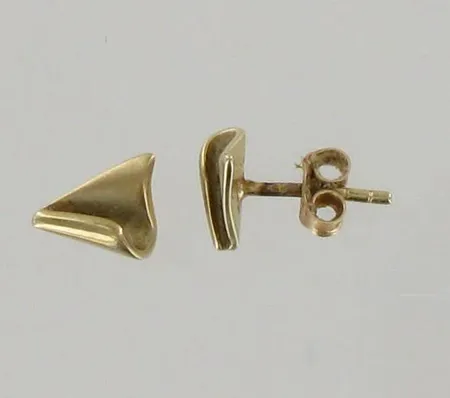 Korvakorut, korkeus 9mm, 585, paino 1,2g
