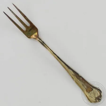 Leikkelehaarukka, Chippendale, käytön jälkiä pituus 120mm, 830, paino 10,7g