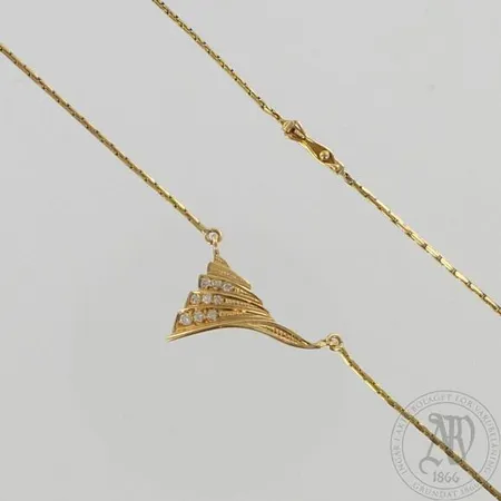 Timanttikaulakoru 9xn.0.01-0.02ct, pituus 42cm, 750, paino 5,9g, aitoustodistus Tillander oy