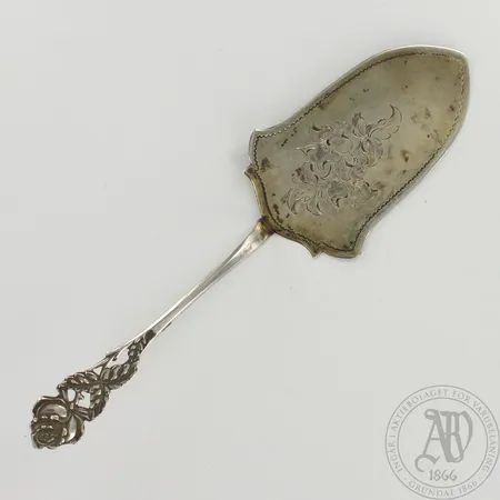 Kakkulapio, kaiverrettu, pituus 180mm, 813, paino 23,4g 