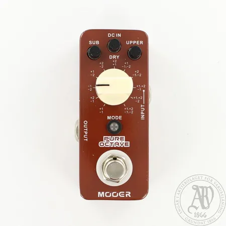 Efektipedaali MOOER Pure Octave, Octave Pedal, käyttämätön ja laatikossa