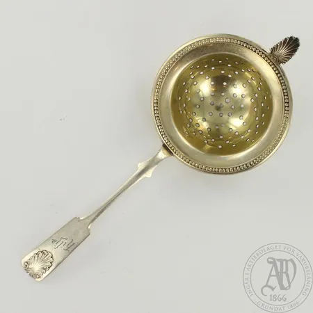 Teesiivilä Musla, kaiverrettu, pituus 155mm, vuodelta 1926, 813, paino 29,9g 
