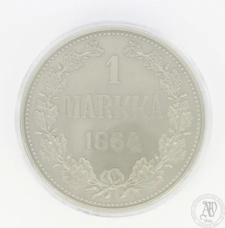 Muistomitali, 1 markka 1864 replika, ´numero 0444/1864, tammenlehväseppele ja Venäjän kaksipäinen kotka ,hopeoitu, laatikko ja todistus