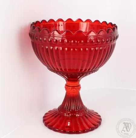 Mariskooli, Iittala, korkeus 150mm, punainen. Lähetetään postipakettina.