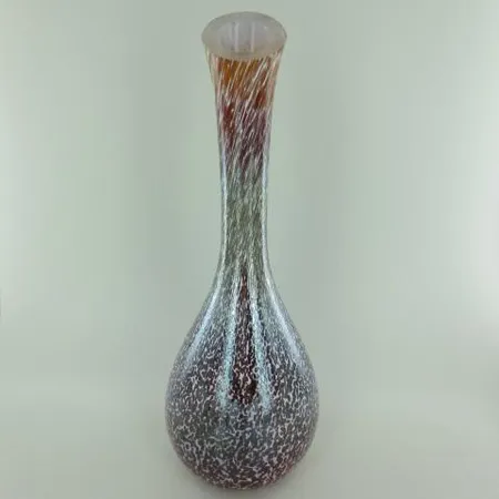 Lasimaljakko , korkeus 26cm, hand made Finland.