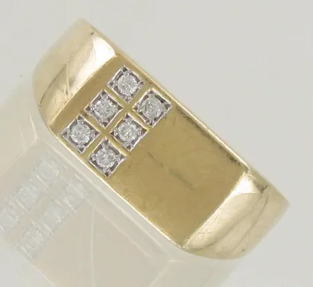 Timanttikantasormus 6xn.0.02ct, koko 22, 585, paino 6,3g