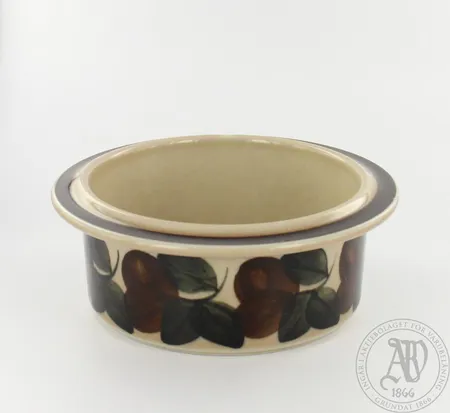Tarjoilukulho Arabia, Ruija, Raija Uosikkinen, Vuosi, 1975-1981, kivitavara, korkeus 5cm. Lähetetään postipakettina.