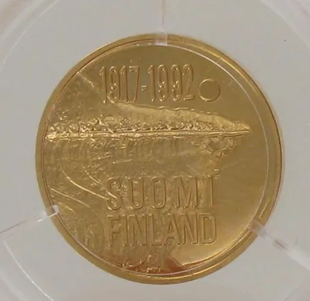 Kultaraha Suomi 1917-1992, nimellisarvo 1000mk, 900, paino 9,0g
