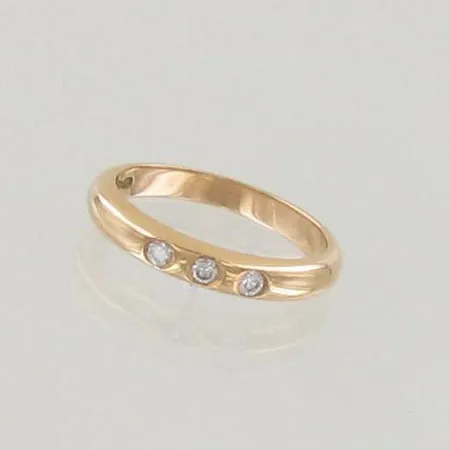 Timanttisormus 3xn.0.04ct, koko 17½, 585, paino 3,6g