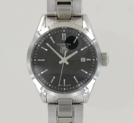 Teräsrannekello Tag Heuer Carrera, quartz, ref: WN1414.BA0793, taulun Ø 27mm, rannekkeen pituus 165mm, rannekkeen jatkopala, 20mm, takuu voimassa, kuin uusi, takuukortti, käyttöohje, laatikko