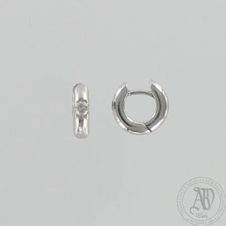 Timanttikorvakorut 2xn.0.12ct, Ø 13mm, 750 valkokulta, paino 4,9g