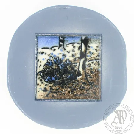 Seinälautanen, Arabia Kevät, design Heljä Luikko-Sundström, koko 11x11cm Lähetetään postipakettina.