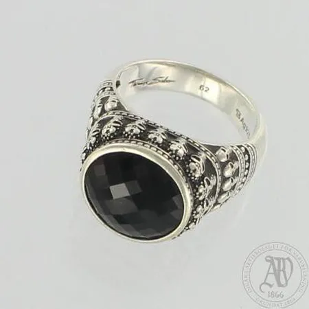 Onyx-sormus Thomas Sabo, 'Skull', koko 19½, 925br, paino 14,9g