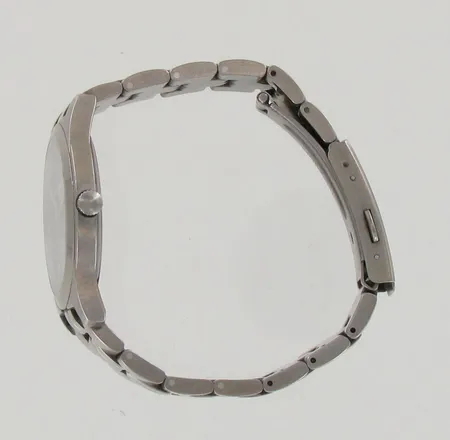Titaanirannekello Tissot 1853 PR 50 Titanium, quartz:paristo loppunut, taulun Ø 36mm, rannekkeen pituus 175mm