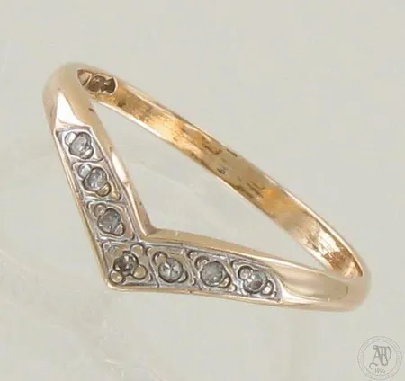 Timanttisormus 7xn.0.005ct, koko 16¾, 585, paino 1,3g
