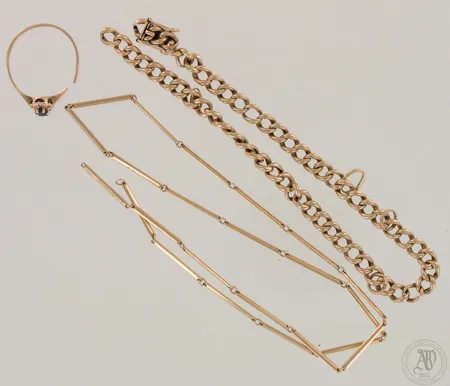 Viallinen kaulaketju, ranneketju ja sinisafiirisormus timanteilla 6xn.0.005ct, 585 ja 585br, paino 12,0g ja 0,9g  