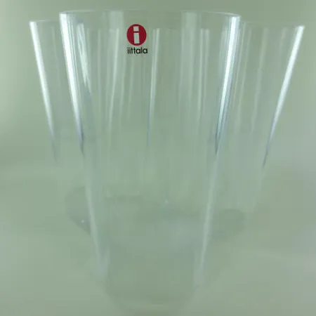 Aalto-maljakko, design Alvar Aalto, korkeus 160mm, kirkas. Ota yhteys panttilainaamoon kuljetusmaksusta sopimiseksi.