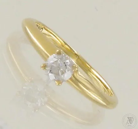 Timanttisormus 1xn.0.30ct, koko 15½, 750, paino 2,4g