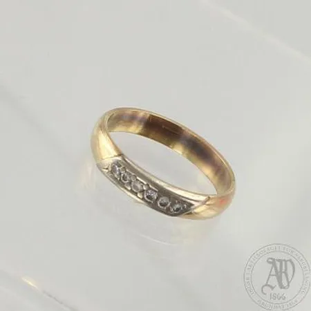 Timanttisormus 6xn.0.02ct, koko 17¾, 585, paino 3,2g 