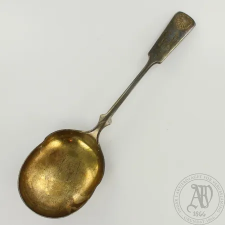 Tarjoilulusikka, Musla, kaiverrettu, pituus 200mm, 813, paino 67,6g 