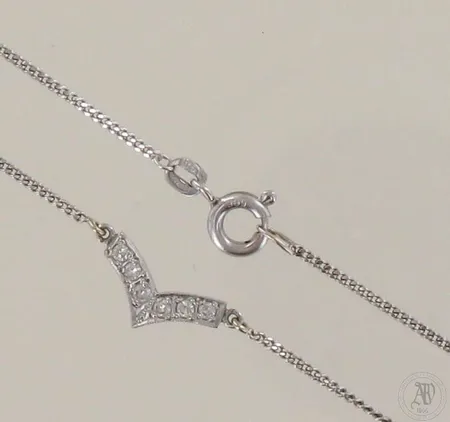 Timanttikaulakoru 6xn.0.01ct, pituus 40cm, 585 valkokultaa, paino 2,6g