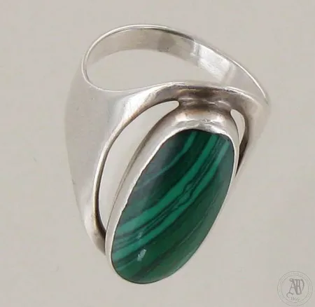 Kivisormus, koko 17, 925br, paino 7,2g