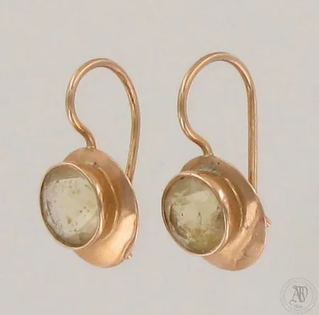 Kivikorvakorut, korkeus 18mm, 585br, paino 1,9g