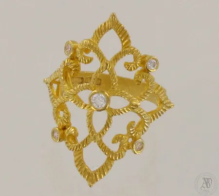Kivisormus, koko 16¼, 965br, paino 7,6g
