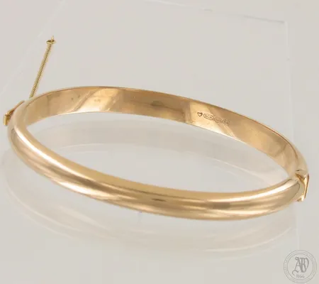 Viallinen rannerengas, 585, paino 8,6g