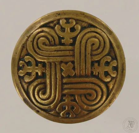 Rintakoru Kalevala Koru, Hannun vaakuna, Ø 50mm, pronssi