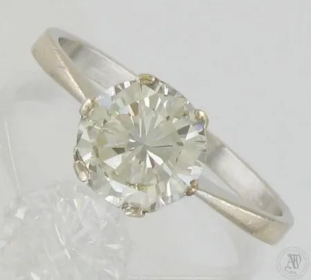 Timanttisormus 1xn.2.15ct, koko 19, 585 valkokulta, paino 4,8g