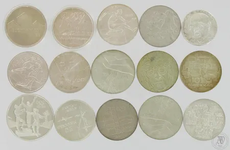 15 hopeista juhlarahaa, Suomi ja Australia, 500, 830, 900, 925, kokonaispaino 361,2g