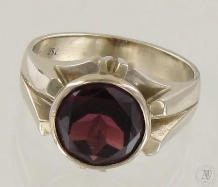 Kivisormus, koko 18, 750br, paino 9,3g