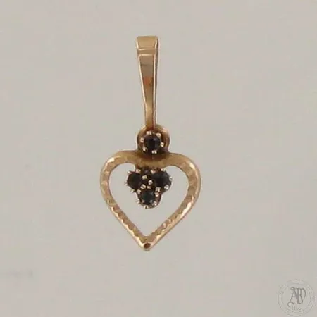 Kiviriipus, korkeus 18mm, 585br, paino 0,3g