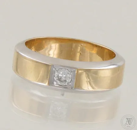 Timanttisormus 1xn.0.17ct, 585 kelta-ja valkokulta, paino 13,5g