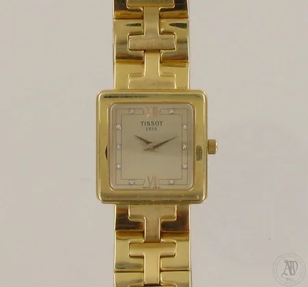 Kultarannekello Tissot timanteilla 10xn.0.005ct, taulun koko 22x22mm, hihnan pituus 165-170mm, 750br, paino 63,4g 