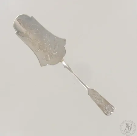 Leivoslapio Musla, kaiverrettu, 813, paino 25,3g