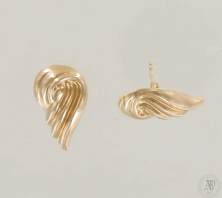 Korvakorut, korkeus 20mm, 585, paino 3,1g 