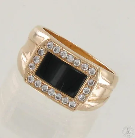 Kivisormus, koko 25, 585br, paino 21,3g 