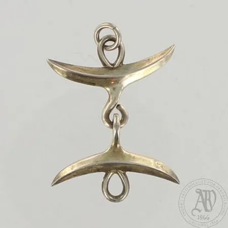 Kalevala Korun osa, korkeus 40mm, 925, paino 4,8g 