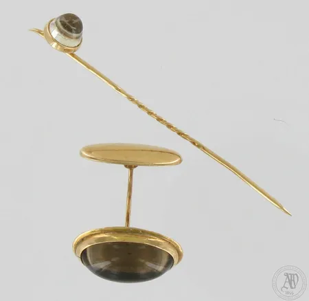 Viallisia kivikoruja, 585br, paino 4,2g