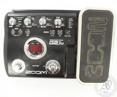 Multiefektipedali, Zoom G2.1u, virtajohto