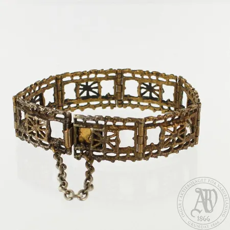 Rannekoru, design P.Sarpaneva, pituus 170mm, pronssi
