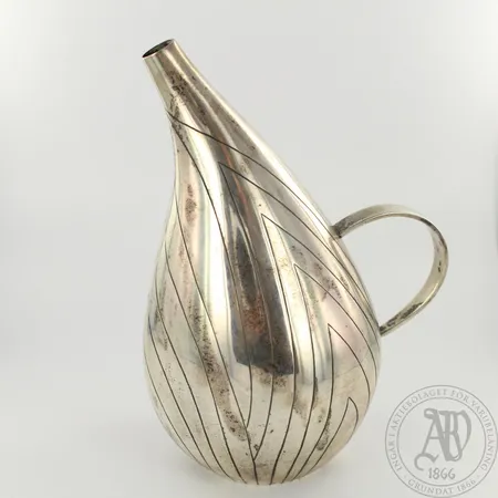 Kannu, Koruteollisuus Tillander vuodelta 1954, käytön jälkiä, korkeus 146mm, 813, paino 172,8g