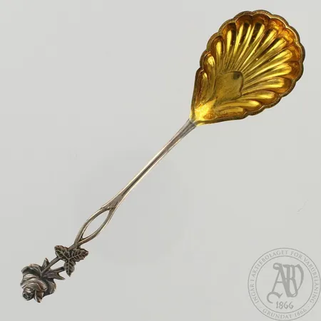 Sokerilusikka, kaiverrettu, pituus 130mm, 813, paino 11,9g