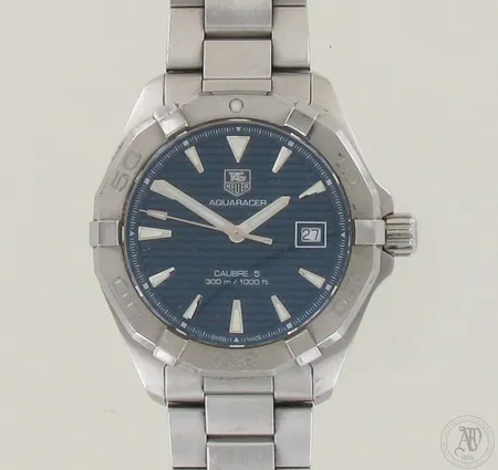 Teräsrannekello Tag Heuer Aquaracer caliber 5, (WAY2112-0WBH6781), automaatti, takuukortti - ostettu 30.12.2016, ostokuitti, ohjekirja ja laatikko.