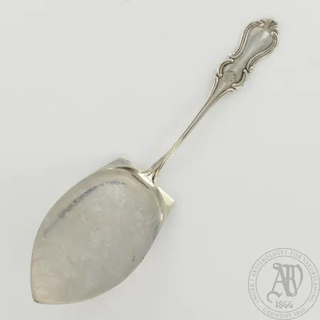 Kakkulapio, kaiverrettu, pituus 170mm, 813, paino 37,9g 