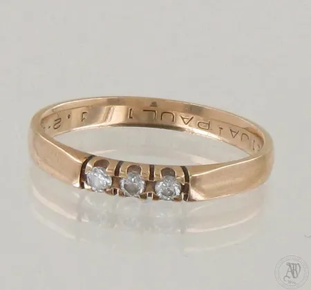 Timanttisormus 3xn.0.03ct, kaiverrettu, koko 17½, 585, paino 2,2g
